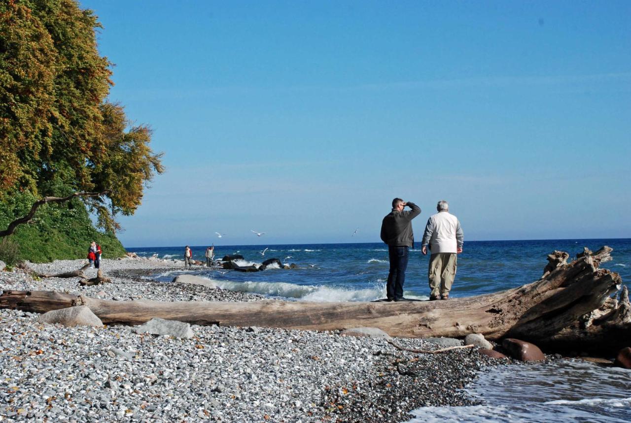 Ferienwohnungen Zwischen Ostsee Und Bodden Sellin  Exterior photo